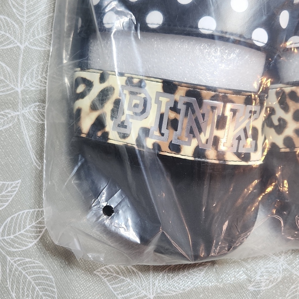 Victoria Secret Pink Sliders - Picture 3 of 5